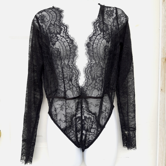 La SENZA Tops - Lace Bodysuit